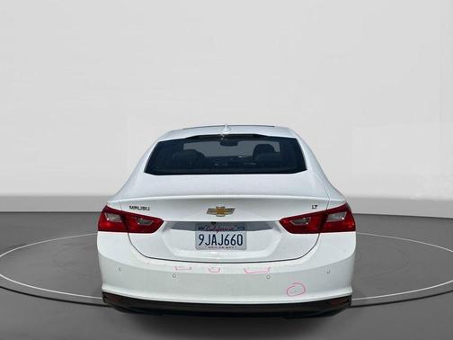 Summit White 2024 Chevrolet Malibu LT