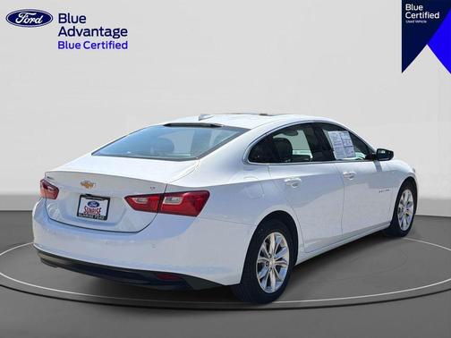 Summit White 2024 Chevrolet Malibu LT