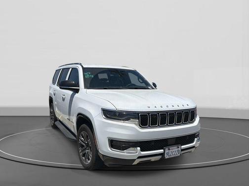 Bright White Clearcoat 2024 Jeep Wagoneer Series II