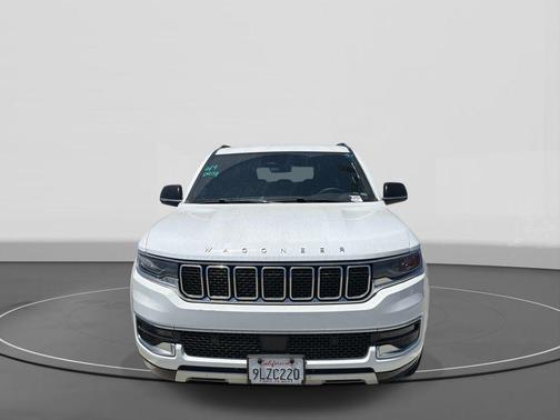Bright White Clearcoat 2024 Jeep Wagoneer Series II