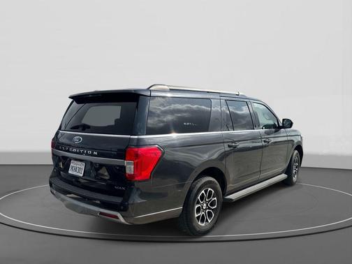 Dark Matter Gray Metallic 2024 Ford Expedition Max XLT