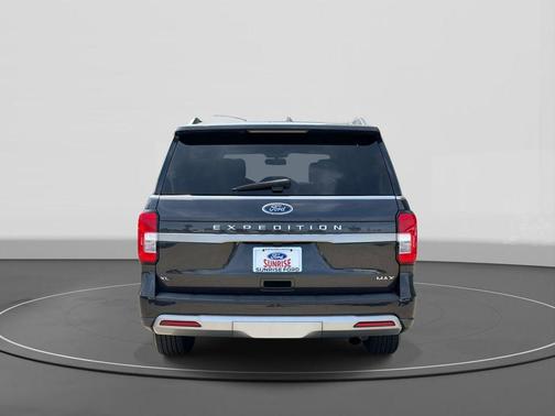 Dark Matter Gray Metallic 2024 Ford Expedition Max XLT