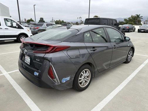 Magnetic Gray Metallic 2021 Toyota Prius Prime XLE