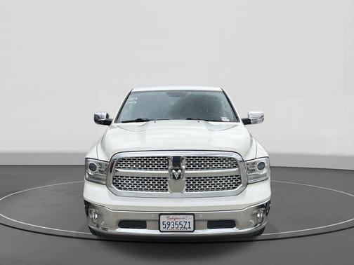 Pearl White 2016 RAM 1500 Laramie