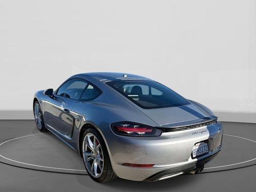 2017 Porsche 718 Cayman S