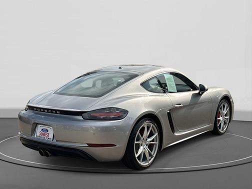 2017 Porsche 718 Cayman S