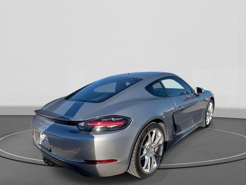 2017 Porsche 718 Cayman S