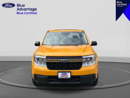 Cyber Orange Metallic Tricoat 2023 Ford Maverick XLT