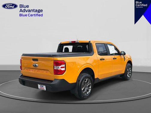 Cyber Orange Metallic Tricoat 2023 Ford Maverick XLT
