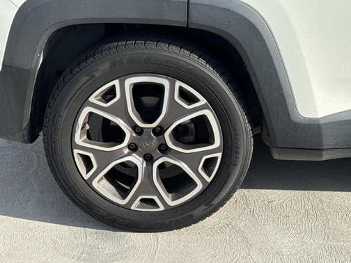 Alpine White 2015 Jeep Renegade Limited