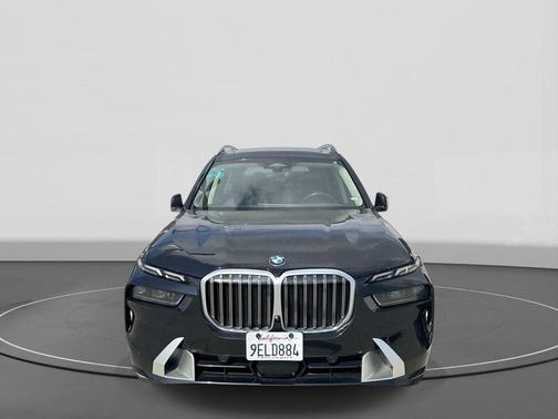 Black Sapphire Metallic 2023 BMW X7 xDrive40i
