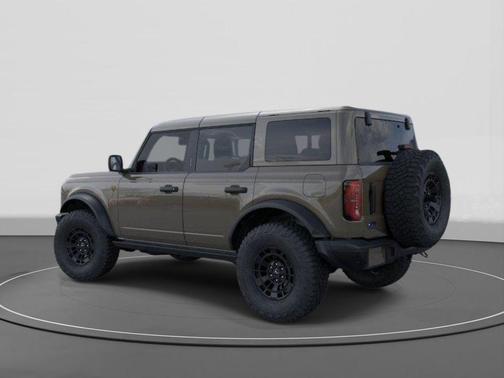 Gray 2026 Ford Bronco Badlands