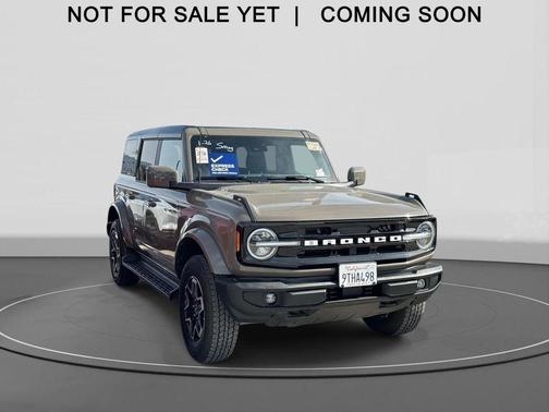 2025 Ford Bronco Outer Banks