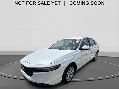 Platinum White Pearl 2023 Honda Accord LX
