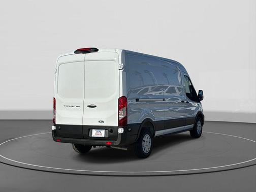 2026 Ford Transit-250 148 WB Medium Roof Cargo