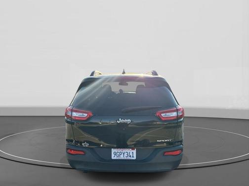 2017 Jeep Cherokee Sport