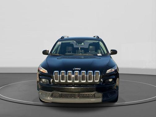 2017 Jeep Cherokee Sport