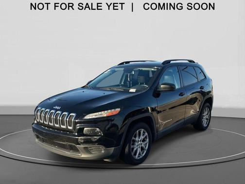 2017 Jeep Cherokee Sport