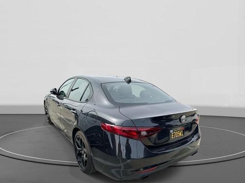 2022 Alfa Romeo Giulia Ti