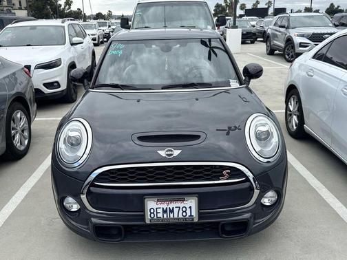 Thunder Gray Metallic 2017 MINI Hardtop Cooper S