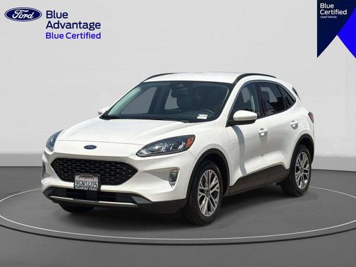 Star White 2022 Ford Escape SEL