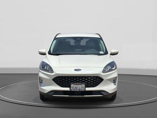 Star White 2022 Ford Escape SEL