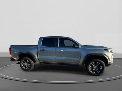 2023 GMC Canyon AT4