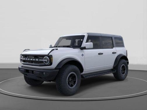 Oxford White 2026 Ford Bronco Outer Banks