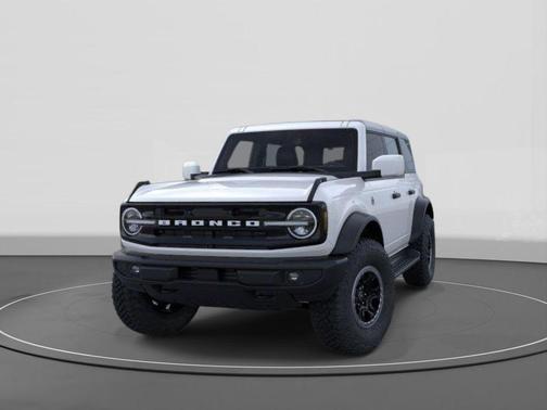 Oxford White 2026 Ford Bronco Outer Banks