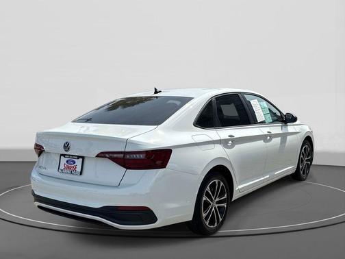 Pure White 2024 Volkswagen Jetta 1.5T Sport