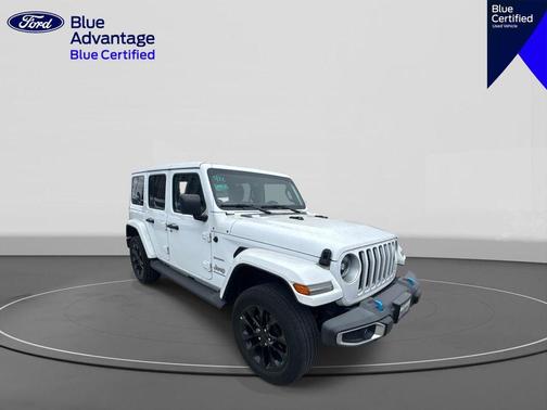 Bright White Clearcoat 2023 Jeep Wrangler 4xe Sahara