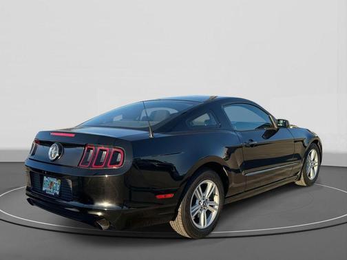 2014 Ford Mustang V6