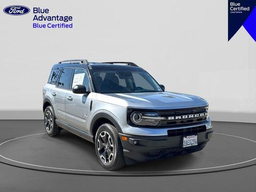 Iconic Silver Metallic 2022 Ford Bronco Sport Outer Banks
