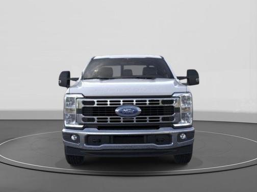 Oxford White 2026 Ford F-250 XLT