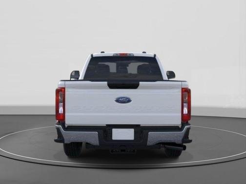 Oxford White 2026 Ford F-250 XLT