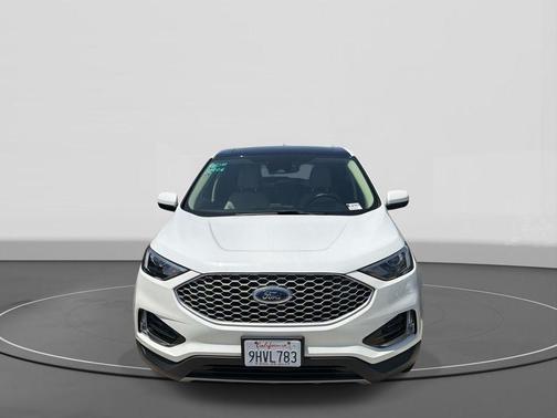 White Metallic 2023 Ford Edge SEL