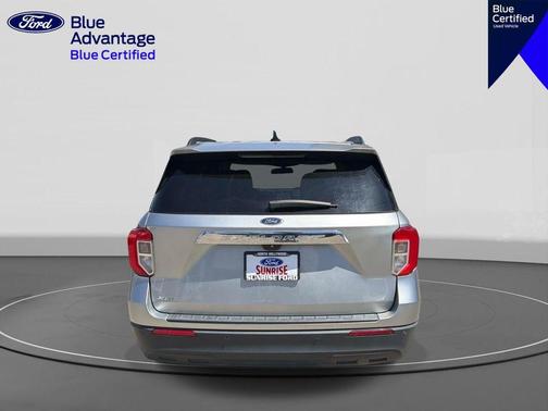 Iconic Silver Metallic 2023 Ford Explorer XLT