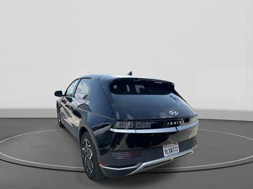 Black 2024 Hyundai IONIQ 5 SEL