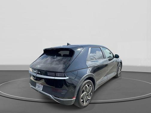 Black 2024 Hyundai IONIQ 5 SEL