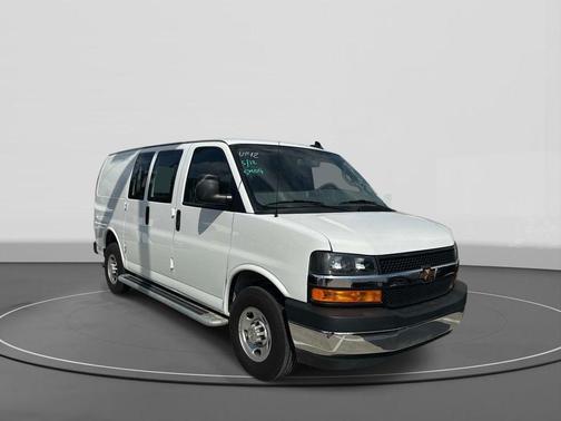 Summit White 2024 Chevrolet Express 2500 Work Van