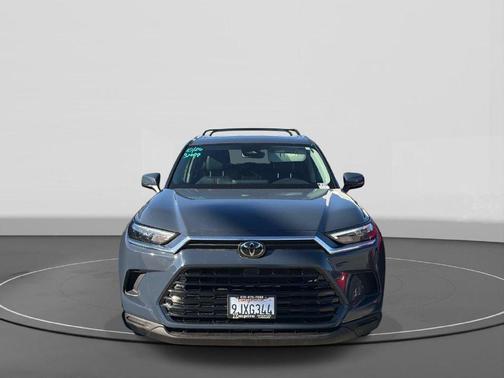 Storm 2024 Toyota Grand Highlander XLE