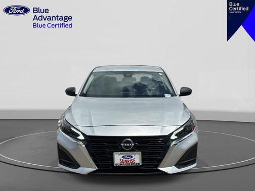 Brilliant Silver Metallic 2024 Nissan Altima 2.5 SV