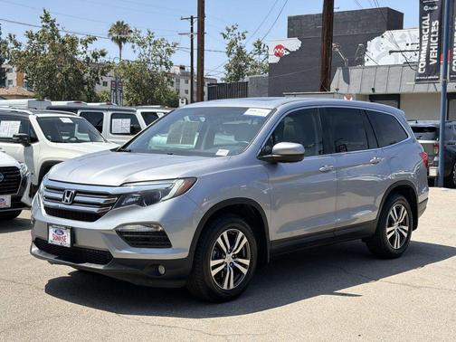 Lunar Silver Metallic 2017 Honda Pilot EX-L