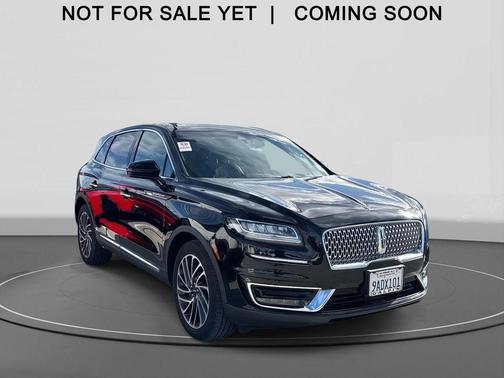 2019 Lincoln Nautilus Reserve