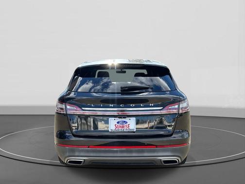 2019 Lincoln Nautilus Reserve