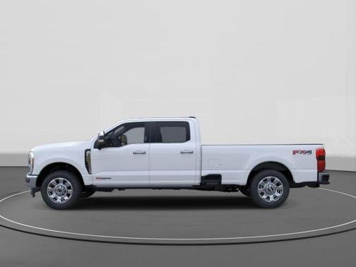 Oxford White 2026 Ford F-350 Lariat Super Duty
