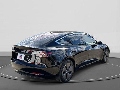 2018 Tesla Model 3 Mid Range