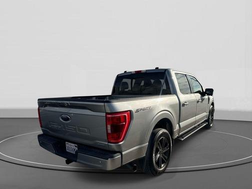Iconic Silver Metallic 2022 Ford F-150 XLT
