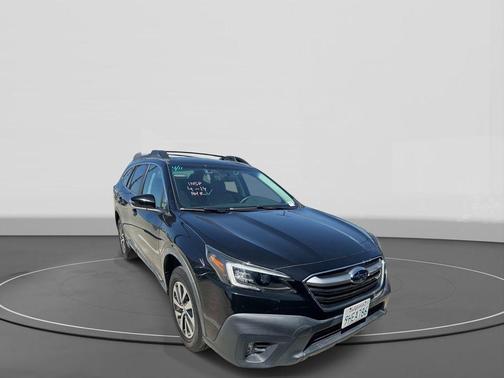 Crystal Black Silica 2020 Subaru Outback Premium