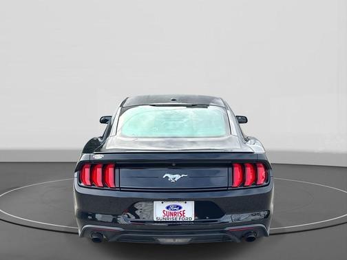 2020 Ford Mustang EcoBoost